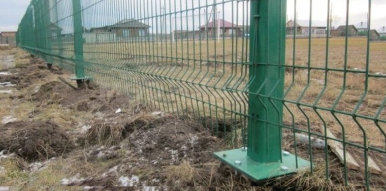 Купить сваи для ограждения от производителя в Хабаровске от 1395 руб: низкая цена, быстрая установка